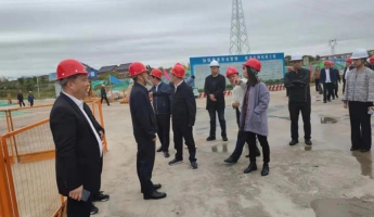 县委书记赵斌一行到项目现场，为10月10日汉中市委书记带队的观摩会检查指导工作